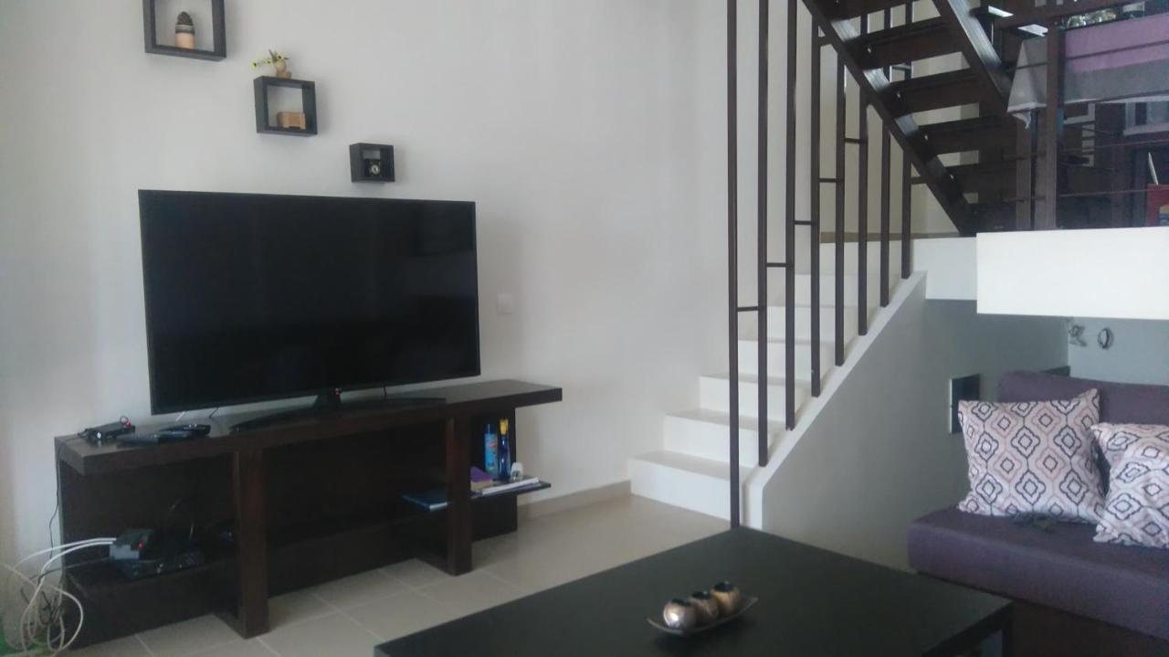 Maisonette Close To The Beach Nikiti  Extérieur photo