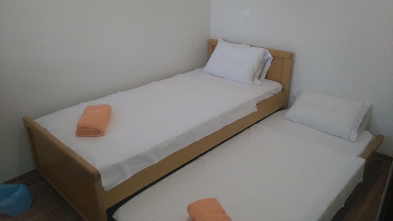 Maisonette Close To The Beach Nikiti  Extérieur photo